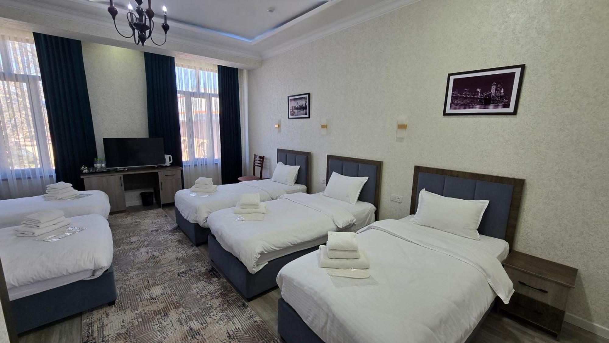 Old Station Hotel Samarkand Esterno foto